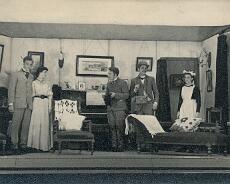 LHG03_0064 From a production by an amateur dramatics group from Lapworth of 