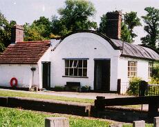 S3104 Barrel roof canalside cottage