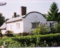 S3103 Barrel roof canalside cottage