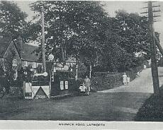 LHG03_0078 Mr Kettle's Garage and Taxi Service, Old Warwick Road