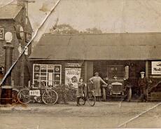 Lapworth Garage c1900 Lapworth Garage c1900