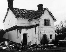 JoyW_0081 Turnpike Close. Now demolished, the house stood at the start of the old Turnpike Road just west of Church Lane