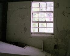 S4311 Interior of Blythe Cottage before restoration